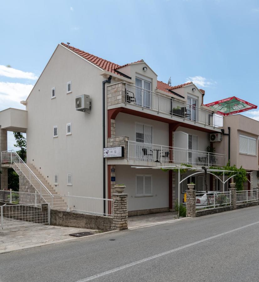 Apartments & Rooms Boksic Mlini Extérieur photo